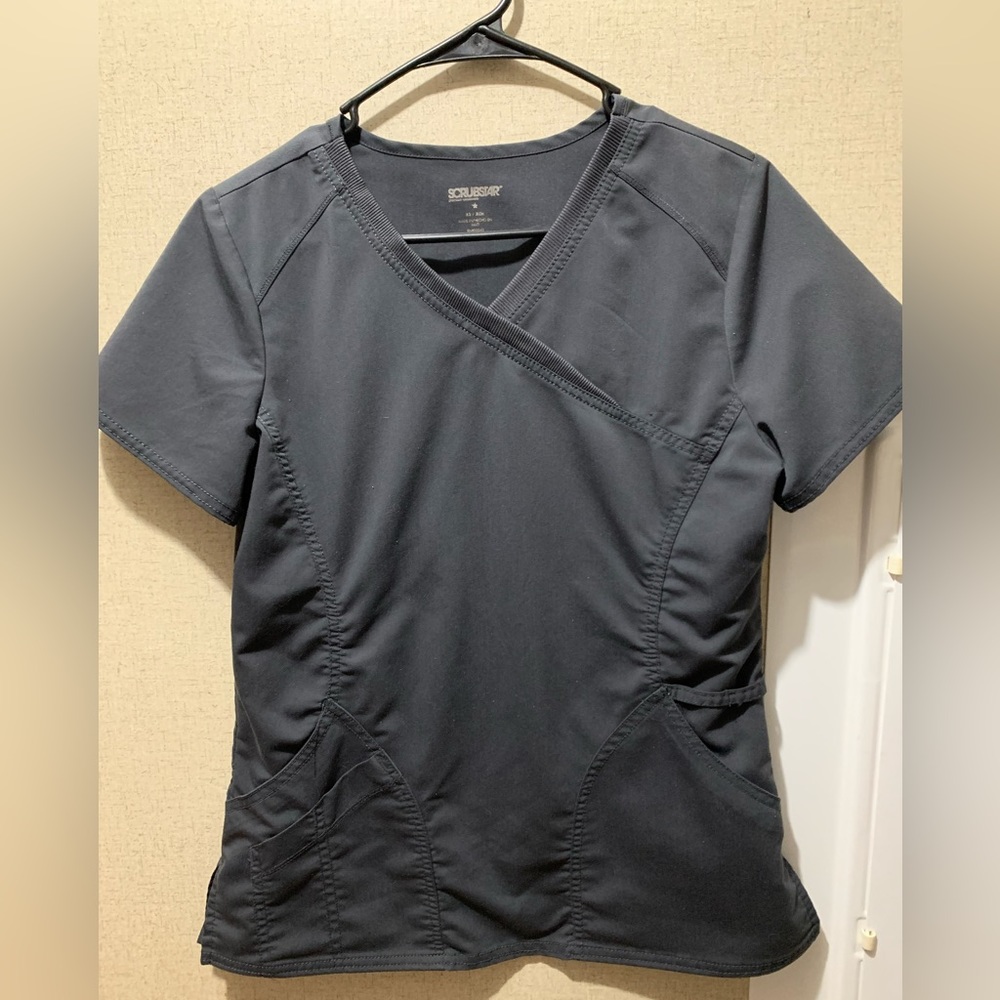 Scrubstar top